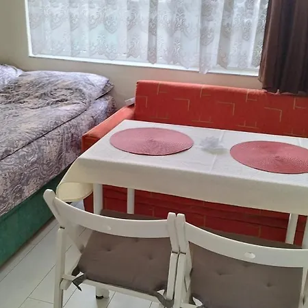 Rum i privatbostad Central-sheynovo Burgas